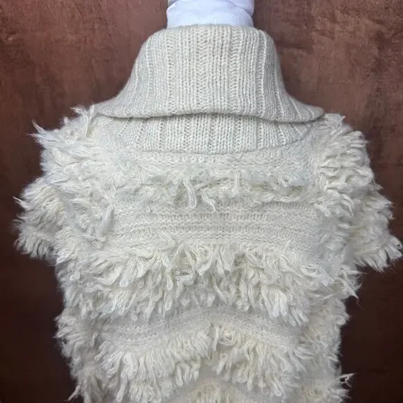 Anthropologie Cream Shaggy Sweater Vest size 1X/2X snap button closure 25% wool - Picture 9 of 16